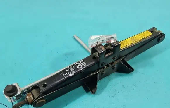 Toyota Auris 150 Lift Jack 0911105031 IMPRK1555317