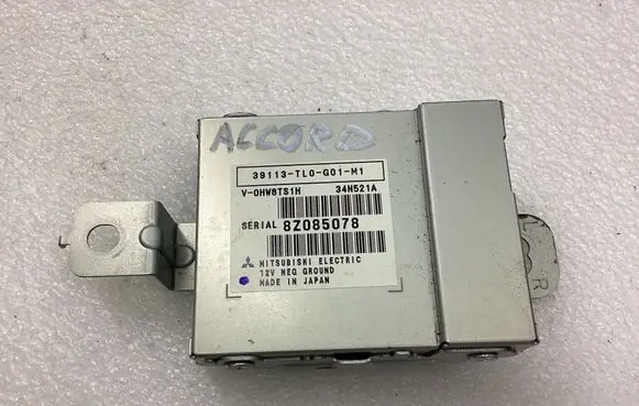 Honda Accord USB control unit V0HW8TS1H 39113TL0G01M1 8Z085078
