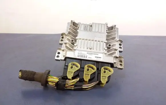 Volvo V50 Engine control unit/module ECU 31269095