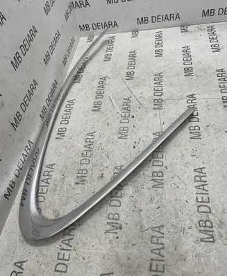Porsche Cayenne (9PA) Rear side glass trim 7P5853996D