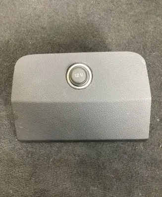 Audi e-tron 12 V Socket (rear) 4KE863324