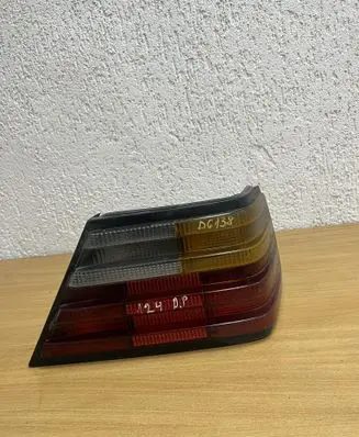 Mercedes-Benz E W124 Rear/tail lights 1248201464 D6138
