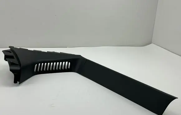 Jeep Grand Cherokee WL (D)pillar trim (top) 6XP11TX7AB N8795835 4254040