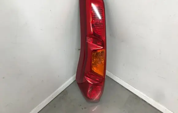 Nissan X-Trail T31 Rear/tail lights 22063929