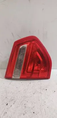 Tailgate rear/tail lights