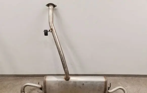 Lexus RX V Muffler/silencer 12521
