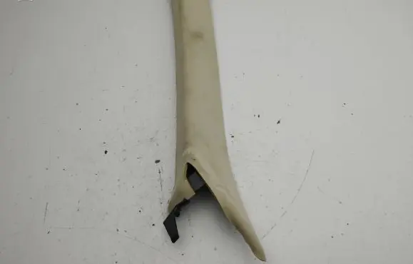 Maserati Ghibli (A) pillar trim 06700114210