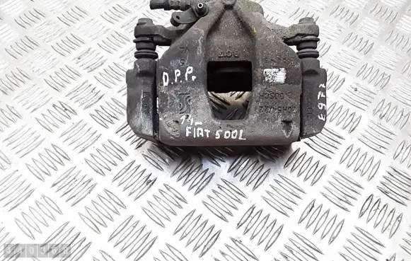 Fiat 500L Front brake caliper