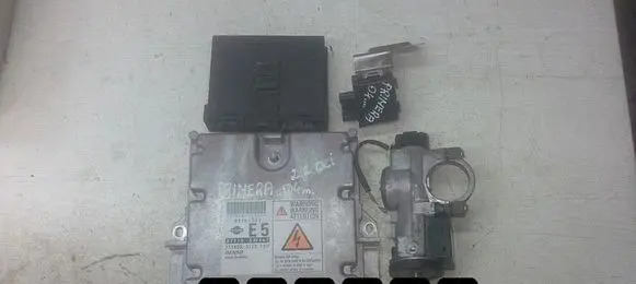 Nissan Primera Engine control unit/module 23710AW462