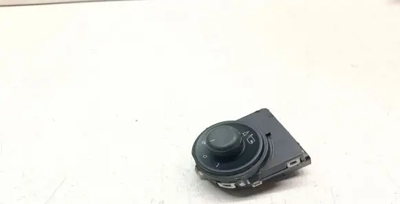 Opel Astra J Wing mirror switch 13345014