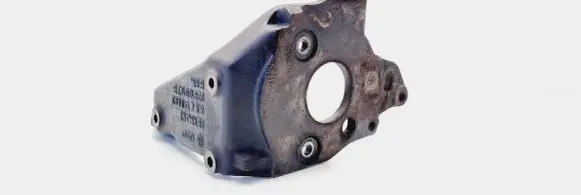 Volkswagen PASSAT B5 Fuel pump bracket 028130147B