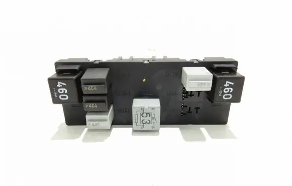 Volkswagen Golf V Fuse module 3C0937049D