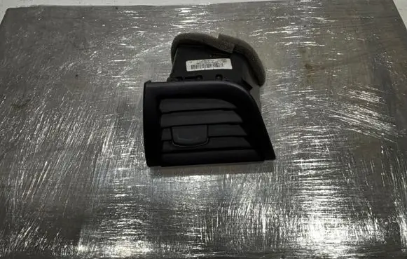 Ford Fusion II Cabin air duct channel DS73F018B09Bd