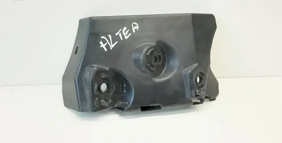 Seat Altea Front bumper mounting bracket 5P0807184A