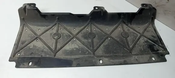 Ford Focus Front bumper skid plate/under tray JX7BF11782