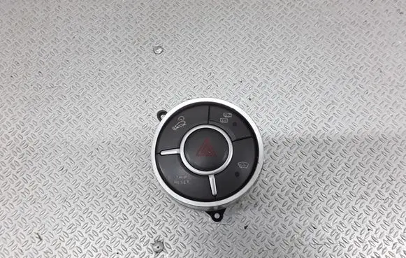 SsangYong Kyron Hazard light switch