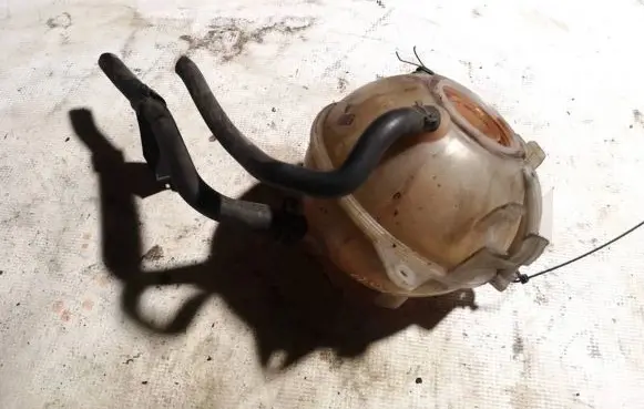 Seat Leon (1P) Coolant expansion tank/reservoir 