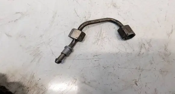 Chrysler 300 - 300C Fuel line pipe 