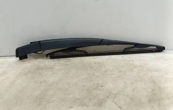 Hyundai Bayon Rear wiper blade arm 34029817