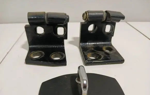 BMW X5 E53 Rear door hinge set 8265164