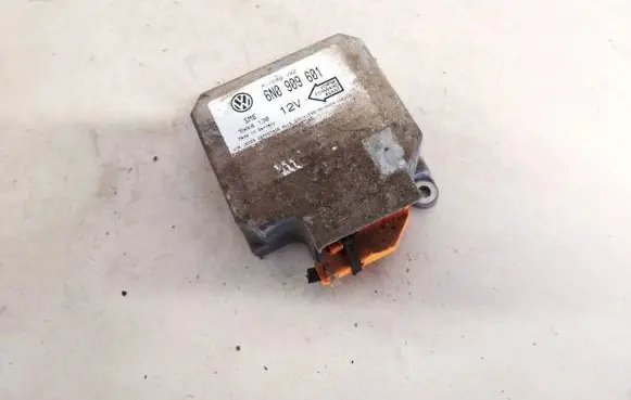 Volkswagen PASSAT B4 Airbag control unit/module 6n0909601 5wk4130