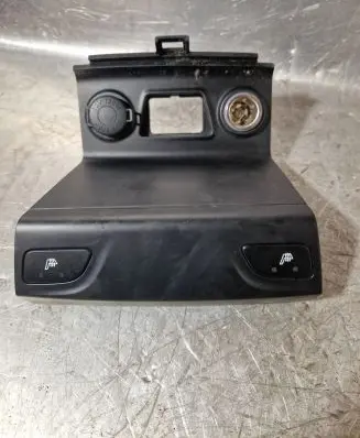 Hyundai ix35 Seat heating switch 846202Y060TAN