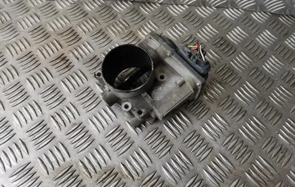 Subaru Impreza III Throttle valve 16112AA260