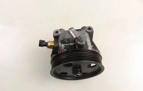 Ford Focus C-MAX Power steering pump 7613955148 4M513A696AD