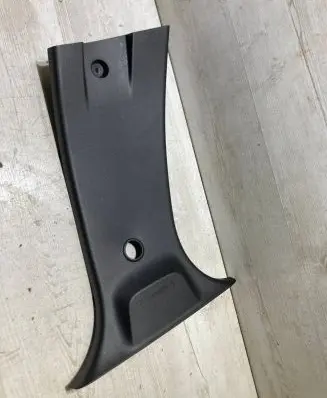 Dacia Sandero III (B) pillar trim (top) 769136287R 769152396R