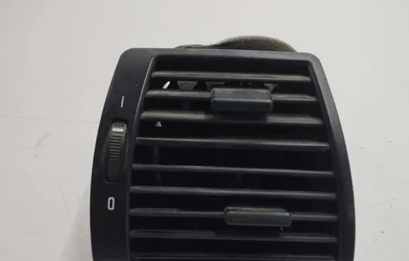 BMW X5 E53 Dashboard side air vent grill/cover trim 8402216