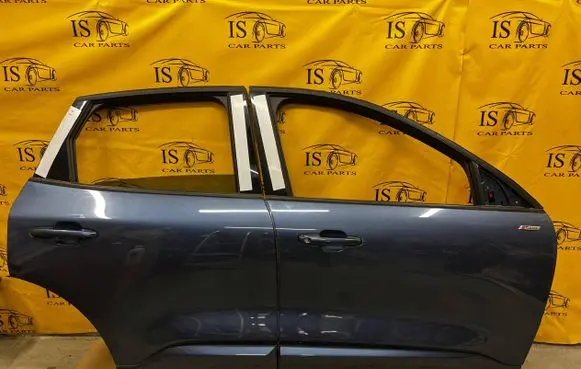 Ford Kuga III Front door 