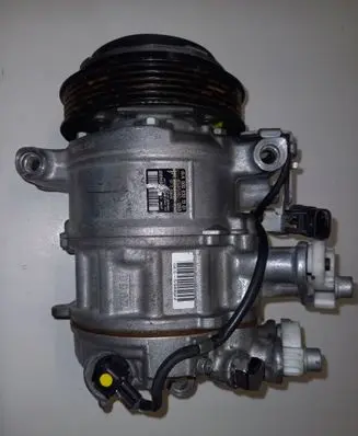 Mercedes-Benz E W212 Air conditioning (A/C) compressor (pump) A0008301301