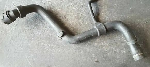 Audi A4 S4 B5 8D Heater radiator pipe/hose 4B0121101E