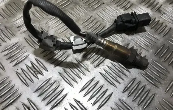 BMW 5 E60 E61 Lambda probe sensor 0281004019 7791592-02