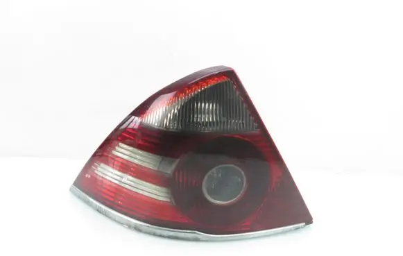 Ford Mondeo Mk III Rear/tail lights 1S7113405A