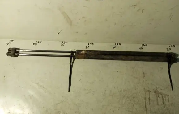 Opel Vectra C Tailgate/trunk strut/damper 13101335