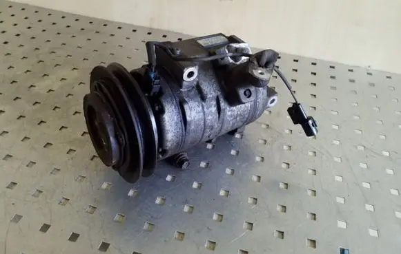 Mitsubishi Pajero Air conditioning (A/C) compressor (pump) 10S17C 4472606501