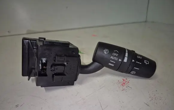 Mazda 3 II Wiper control stalk 17F899