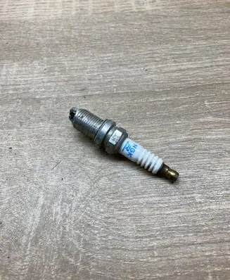 Smart ForTwo I Spark plug BKR6EKE