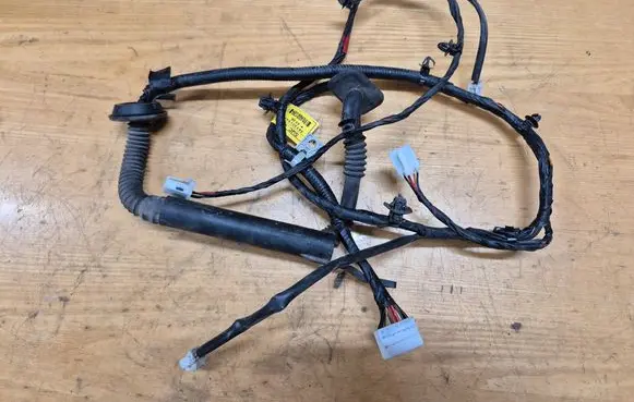 Hyundai Sonata Front door wiring loom 91673K022