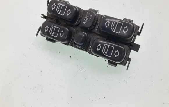 Mercedes-Benz A W168 Electric window control switch 1688202870 0375320 00239480