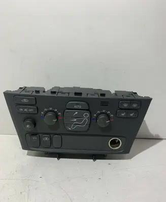 Volvo S60 Climate control unit 8682930
