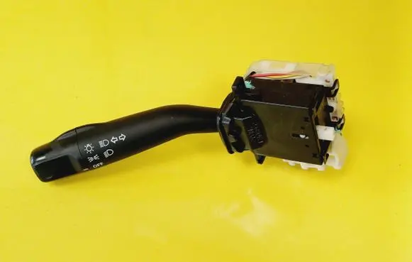 Mazda 323 F Indicator stalk 17A089C