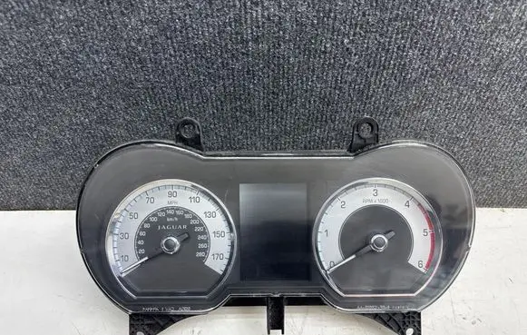 Jaguar XF Speedometer (instrument cluster) 8X2310849JJ