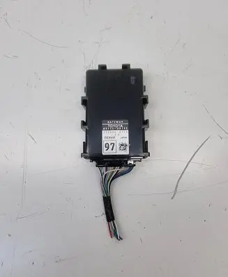 Lexus RX 450H Gateway control module 8911148142