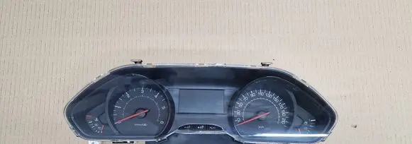 Peugeot 208 I Speedometer (instrument cluster) 9800860480
