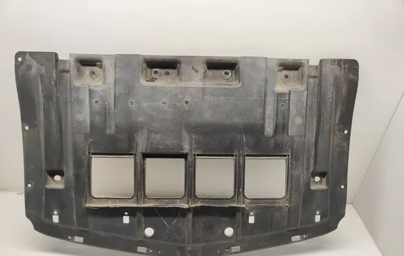 Chevrolet Camaro Engine splash shield/under tray 079365559