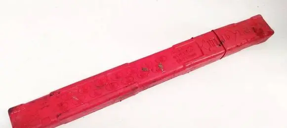 Volkswagen Golf V Emergency warning sign E1327R030017