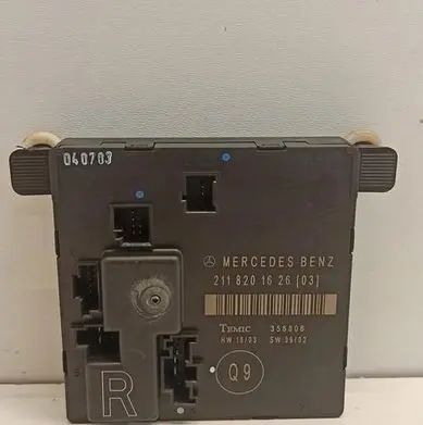 Mercedes-Benz E W211 Door control unit/module 2118201626