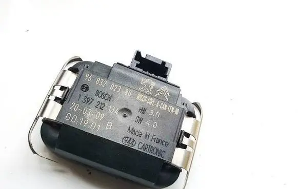 Peugeot 508 Rain sensor 9683202380